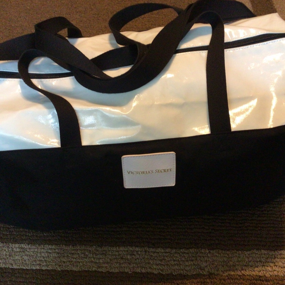 Victoria’s Secret Getaway weekender duffle Bag